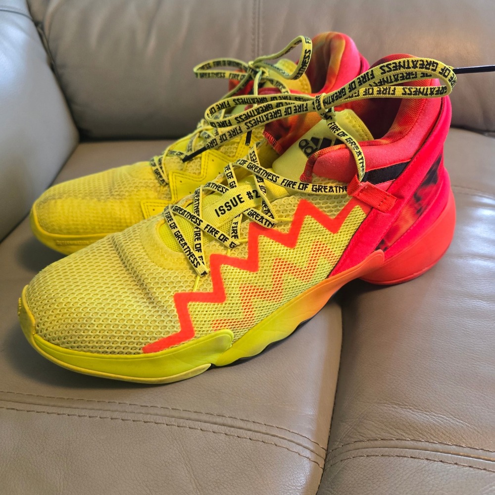 Adidas DON Issue 2 Fire of Greatness Solar Yellowโ Orange H67570 Mens Size 11